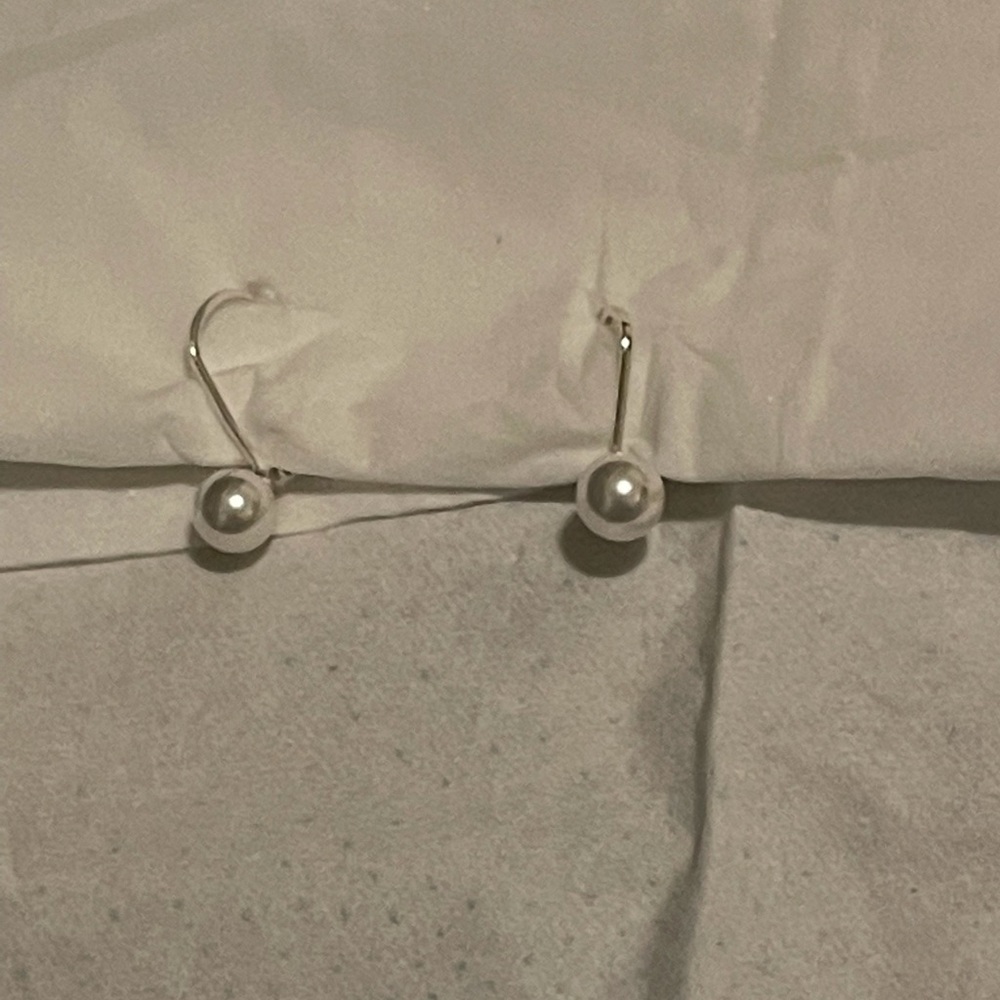 Ladies earrings